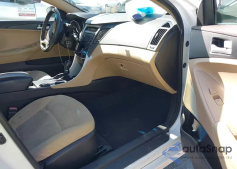 2013 Hyundai Sonata Gls z USA, uszkodzony, nr VIN 5NPEB4AC4DH710494